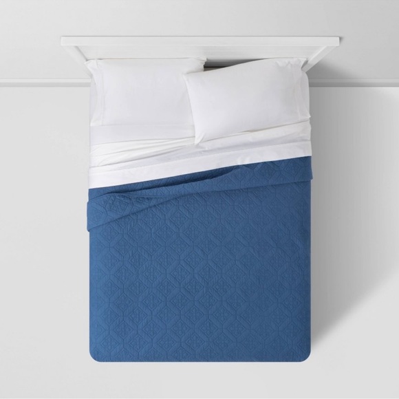 Threshold Bedding Nwt Threshold King Embroidered Cotton Quilt